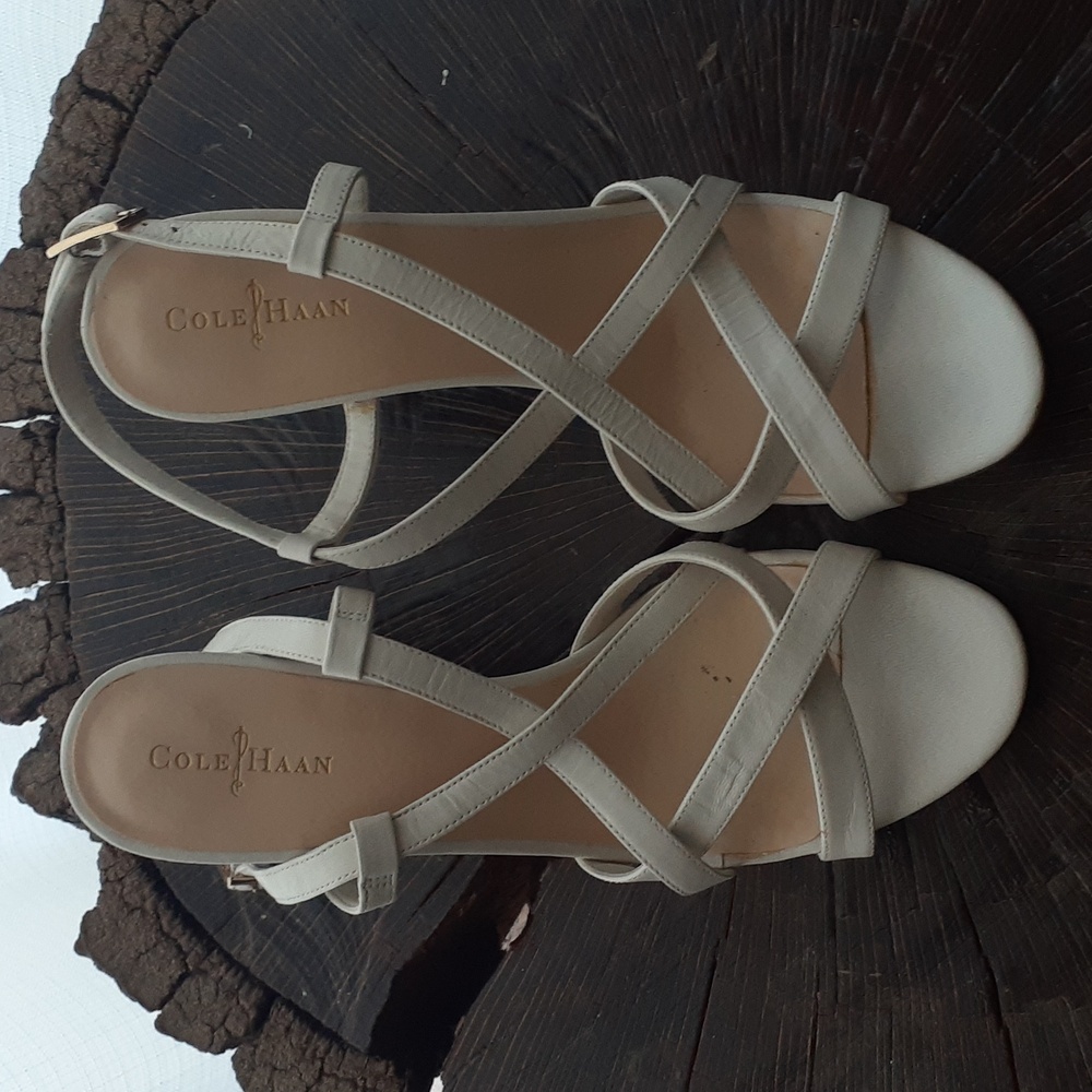 Cole Haan White Belt Strapped Open-Toe Heels Sz 8B
